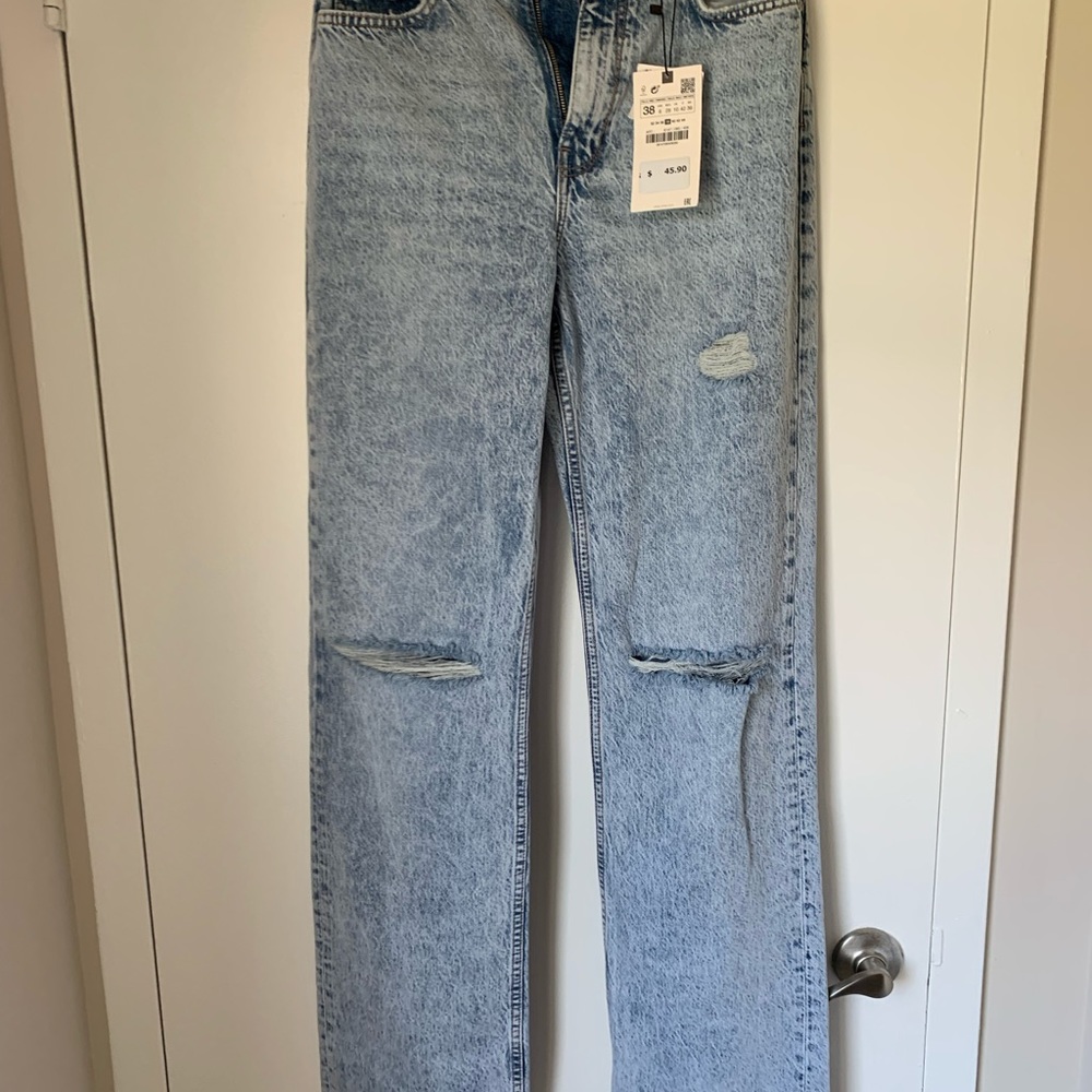 NEW WITH TAGS Zara straight leg jeans